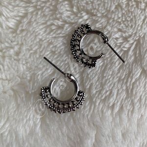 💋🆕Dainty Gypsy Filigree Silver Hoop Earrings